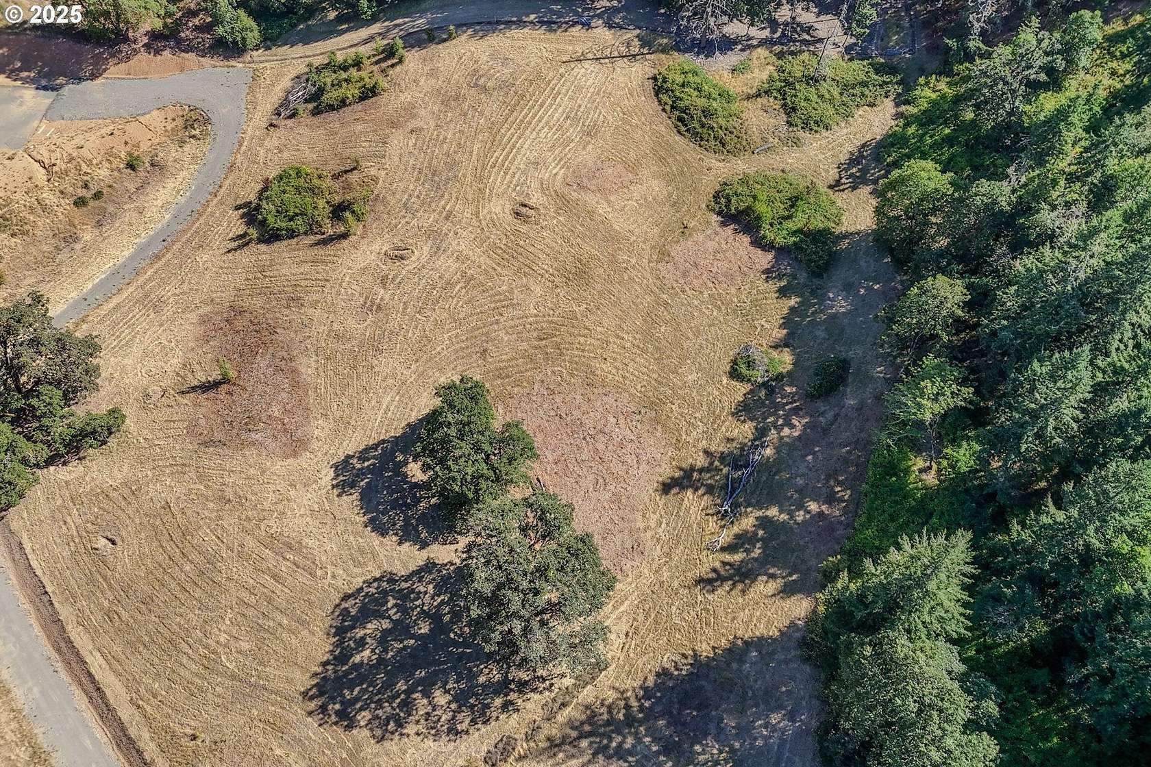 2.5 Acres of Residential Land for Sale in Roseburg, Oregon