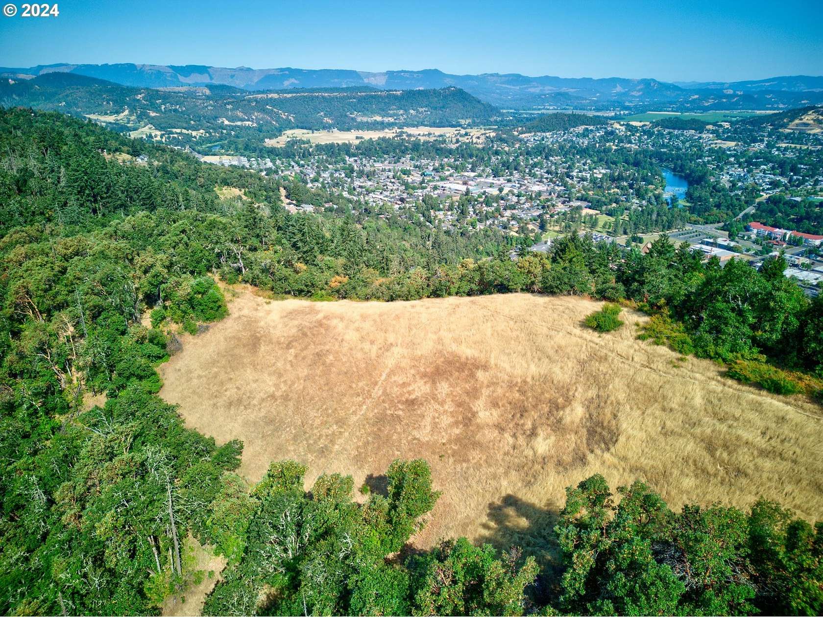 46.6 Acres of Recreational Land for Sale in Roseburg, Oregon