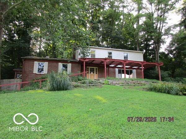 2.77 Acres of Residential Land with Home for Sale in Martinsville, Indiana