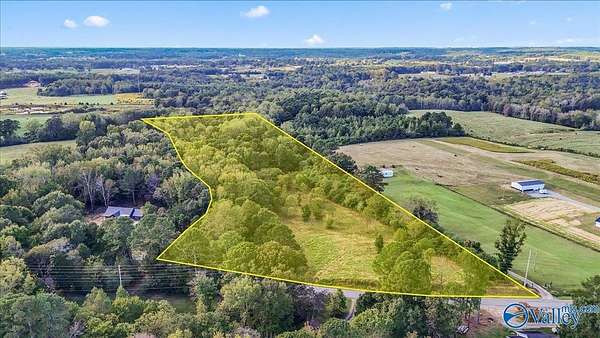 5.76 Acres of Residential Land for Sale in Vinemont, Alabama