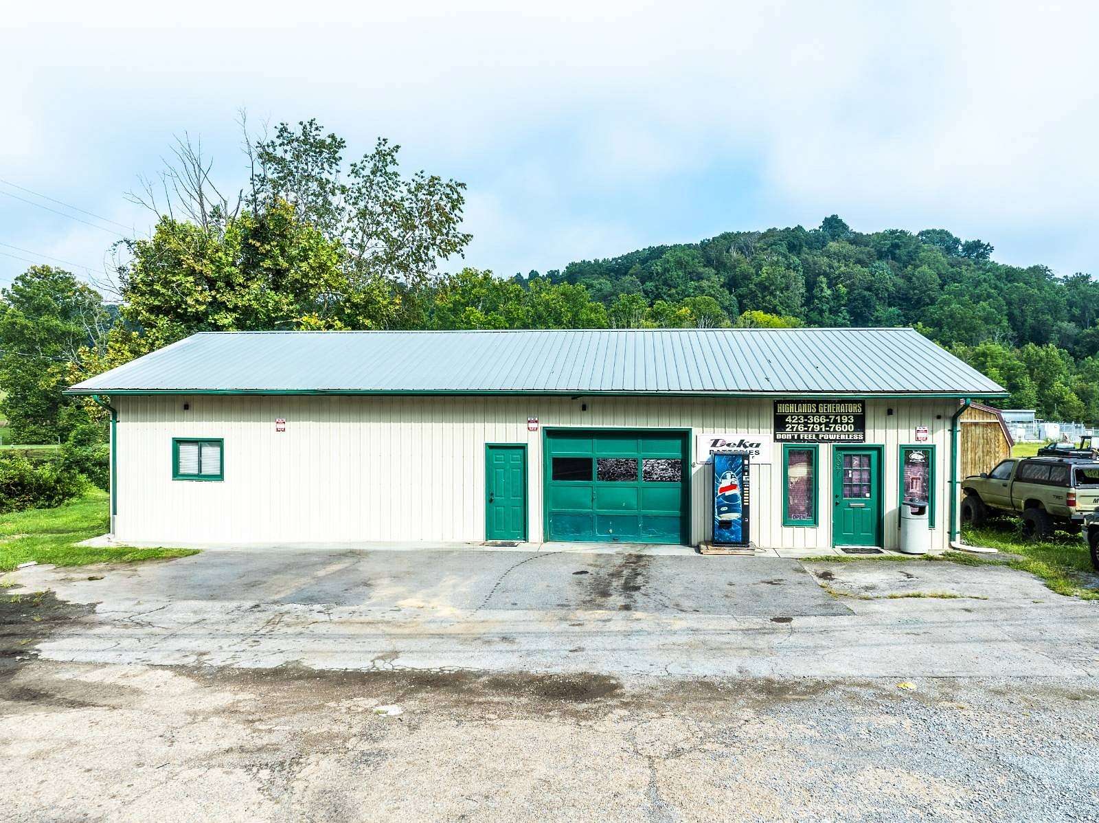 3.69 Acres of Improved Mixed-Use Land for Sale in Bristol, Tennessee