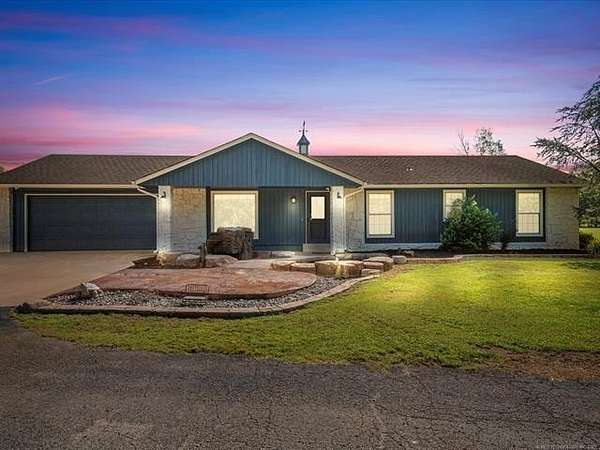 10 Acres of Residential Land with Home for Sale in Bartlesville, Oklahoma