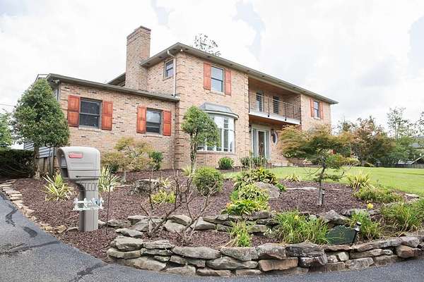 1.75 Acres of Improved Mixed-Use Land for Sale in Cookeville, Tennessee