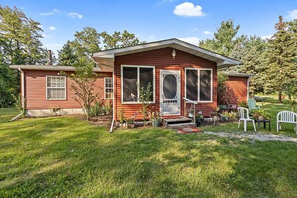 4 Acres of Residential Land with Home for Sale in Rensselaer, Indiana