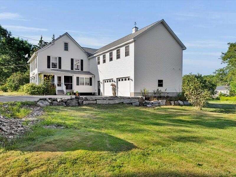 1.8 Acres of Land with Home for Sale in Blue Hill, Maine