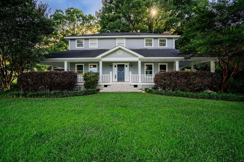 2 Acres of Residential Land with Home for Sale in Ringgold, Georgia