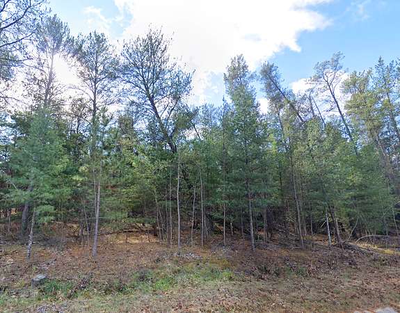 0.96 Acres of Residential Land for Sale in Wisconsin Dells, Wisconsin