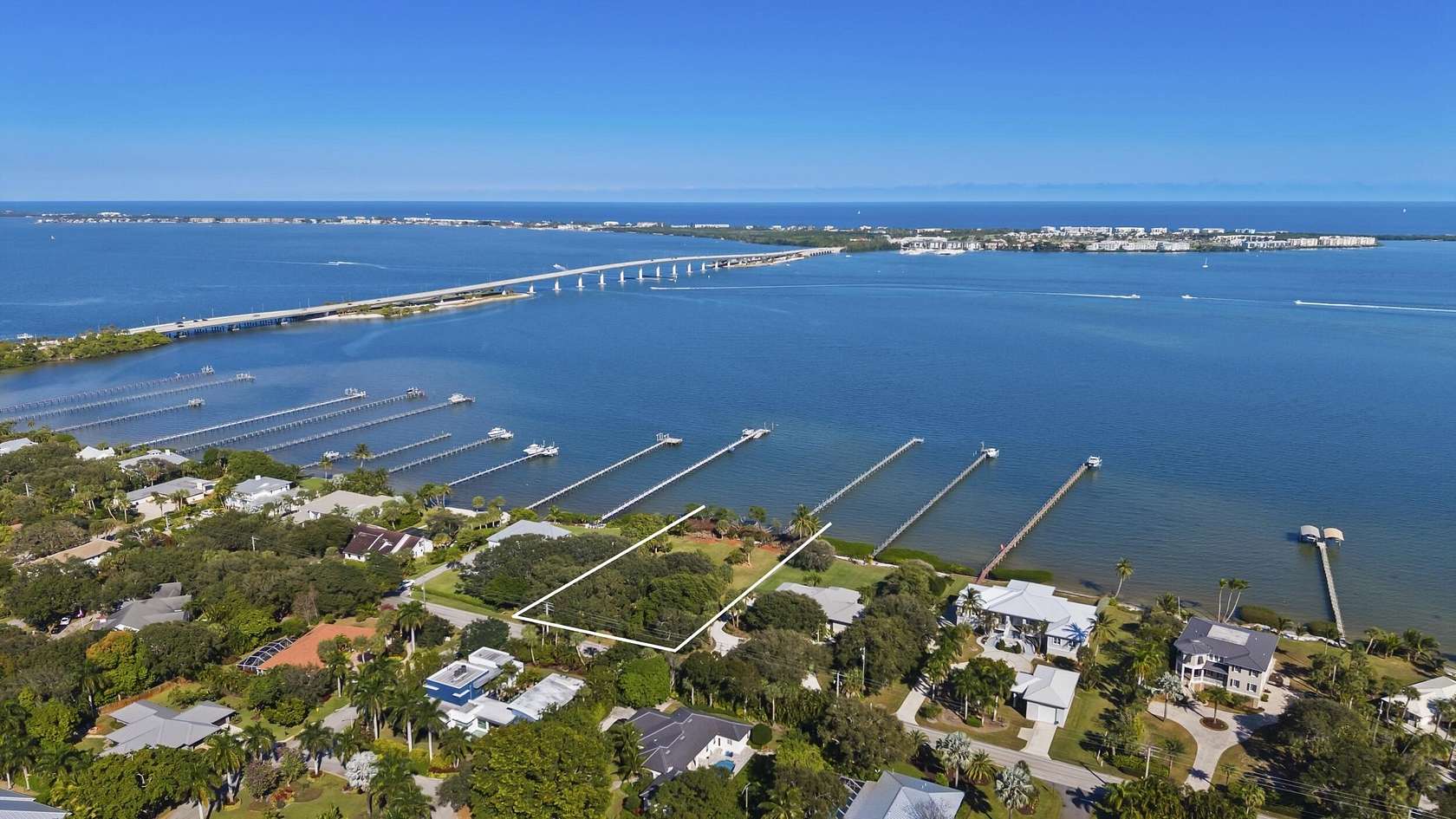 0.97 Acres of Residential Land for Sale in Sewall's Point, Florida