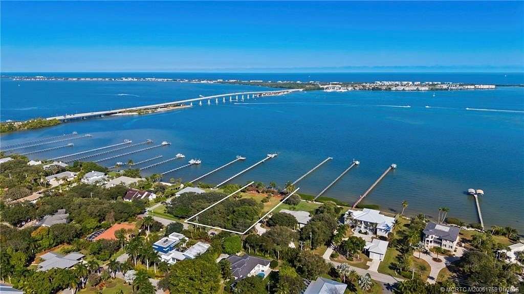 0.97 Acres of Residential Land for Sale in Sewall's Point, Florida