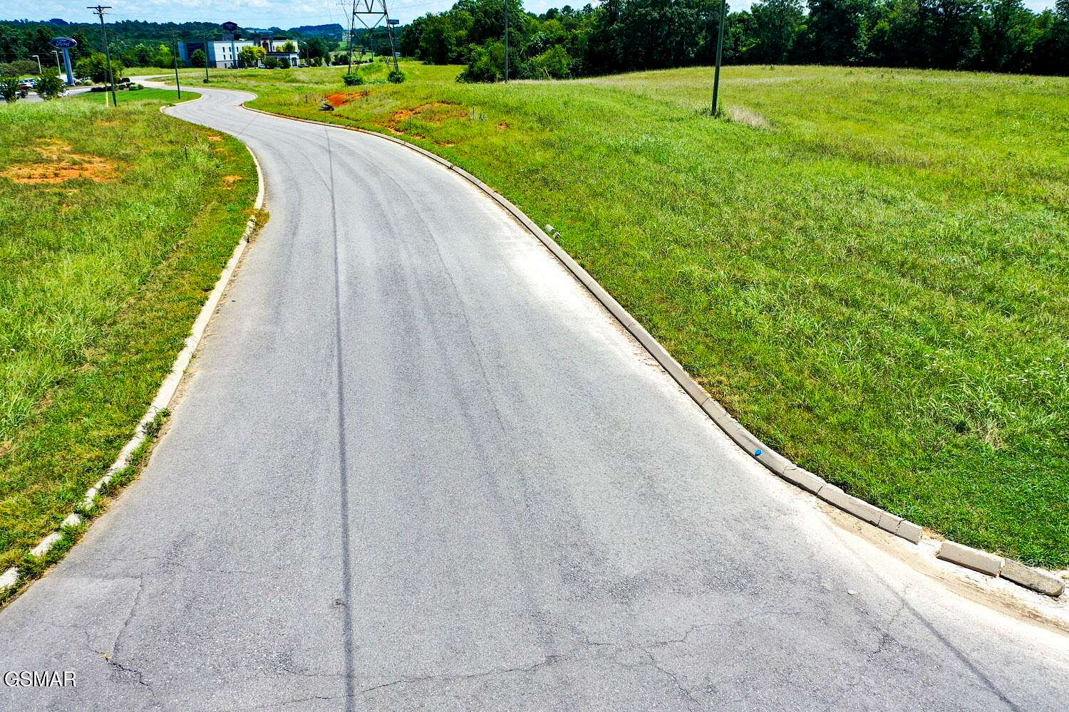 9.72 Acres of Mixed-Use Land for Sale in Dandridge, Tennessee