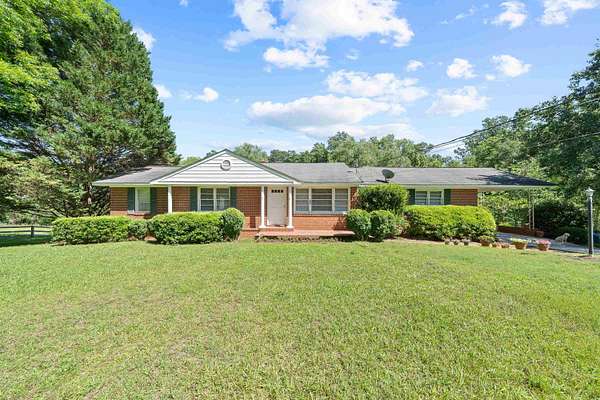 5 Acres of Residential Land with Home for Sale in Madison, Georgia