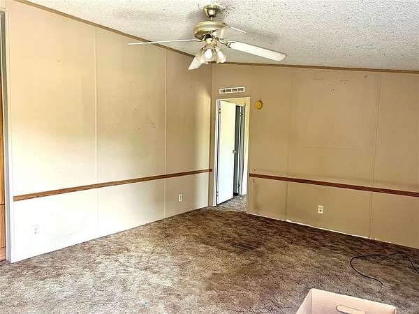 12.6 Acres of Land with Home for Sale in Sayre, Oklahoma