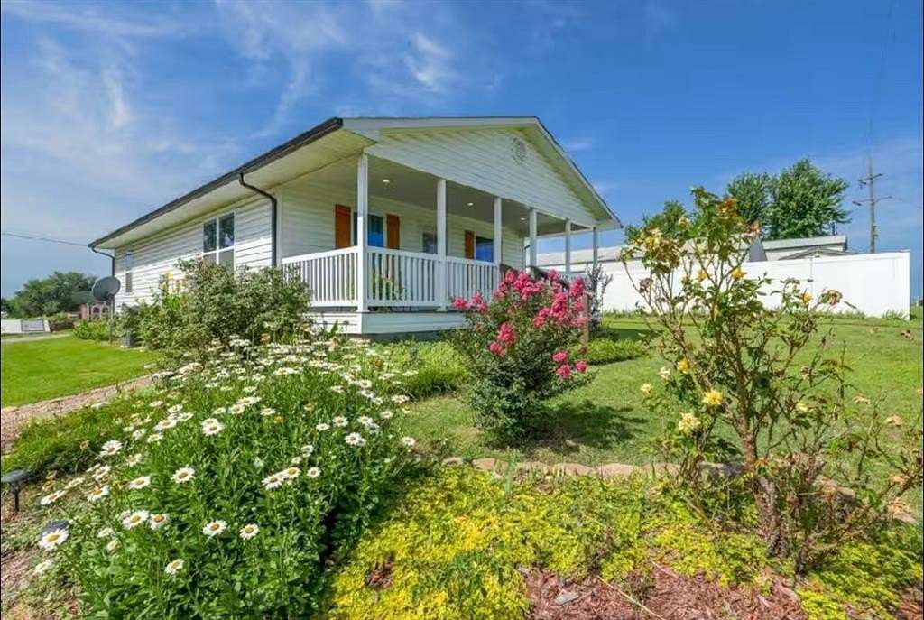 2.4 Acres of Residential Land with Home for Sale in Shawnee, Oklahoma