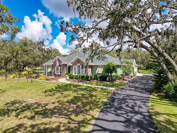 2 Acres of Residential Land with Home for Sale in Hudson, Florida