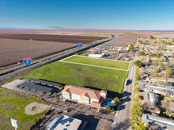 3.32 Acres of Commercial Land for Sale in Willows, California