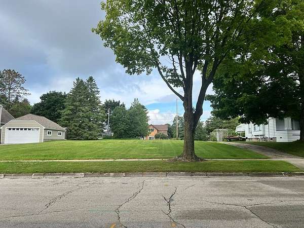 0.26 Acres of Residential Land for Sale in Kewaunee, Wisconsin