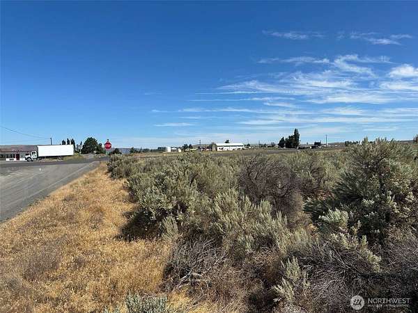 1.53 Acres of Commercial Land for Sale in Coulee City, Washington