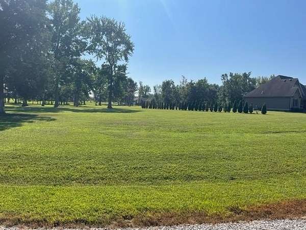 0.92 Acres of Residential Land for Sale in Smiths Grove, Kentucky