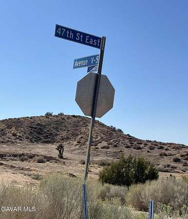 10 Acres of Land for Sale in Palmdale, California