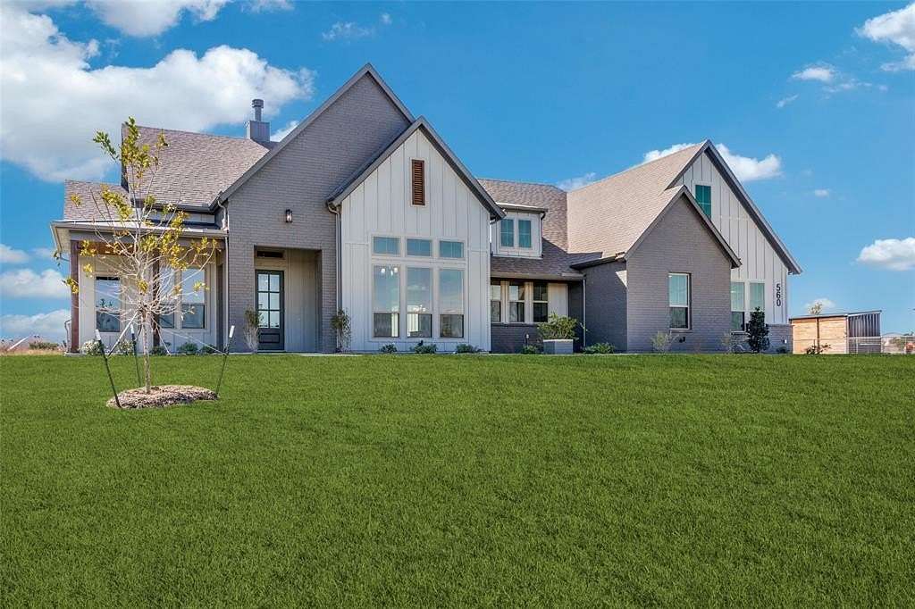 2 Acres of Residential Land with Home for Sale in Weatherford, Texas