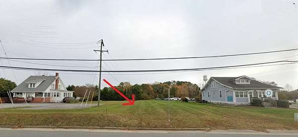 0.41 Acres of Commercial Land for Sale in Kilmarnock, Virginia