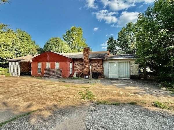 20 Acres of Recreational Land with Home for Sale in Sawyer, Oklahoma