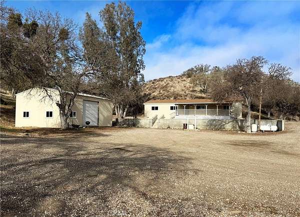 40.5 Acres of Recreational Land with Home for Sale in Lockwood, California
