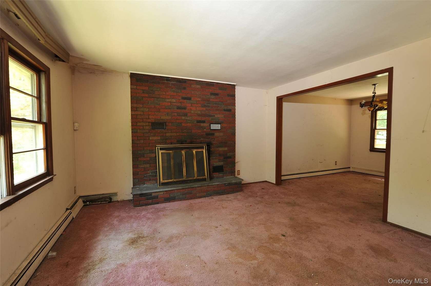 7.23 Acres of Residential Land with Home for Sale in Putnam Valley, New York