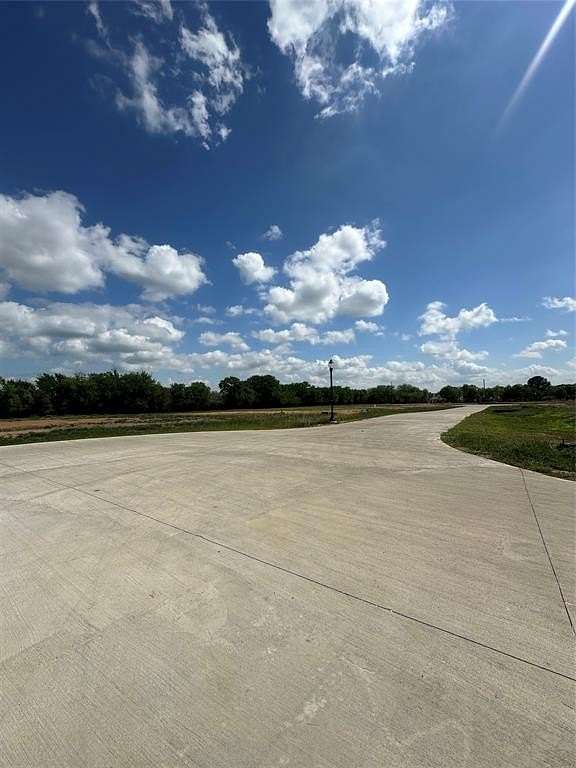 1 Acre of Residential Land for Sale in Copper Canyon, Texas