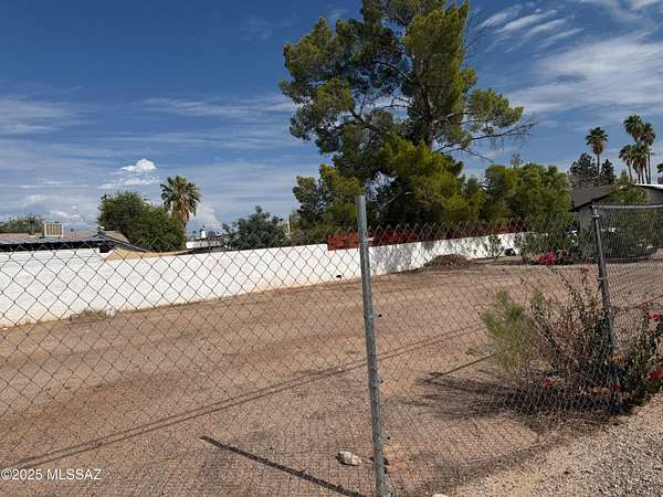 0.13 Acres of Residential Land for Sale in Tucson, Arizona