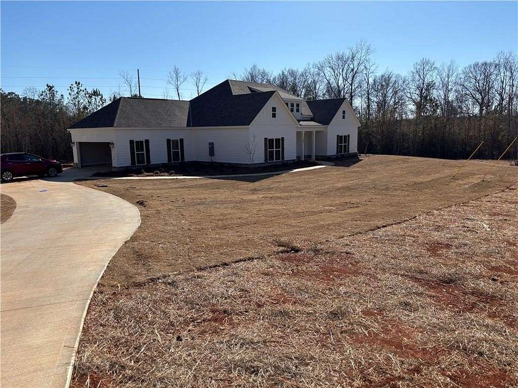 4.19 Acres of Land with Home for Sale in Salem, Alabama