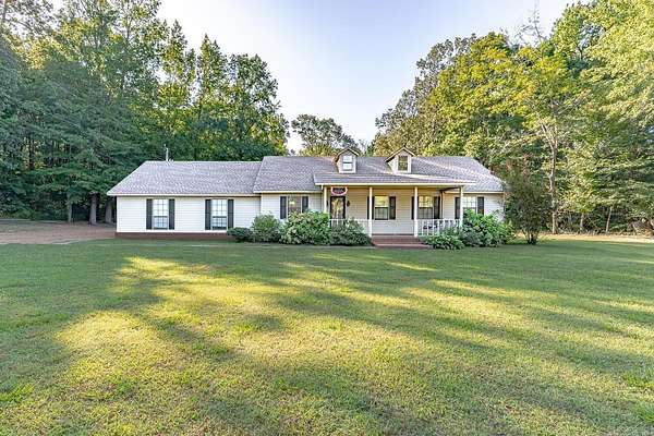 20 Acres of Land with Home for Sale in Harrisburg, Arkansas