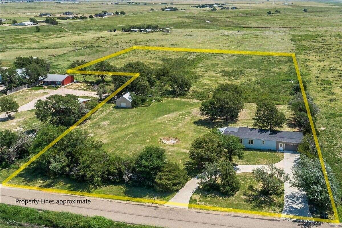5.22 Acres of Residential Land with Home for Sale in Canyon, Texas