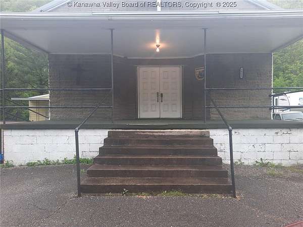 0.21 Acres of Residential Land for Sale in Cabin Creek, West Virginia