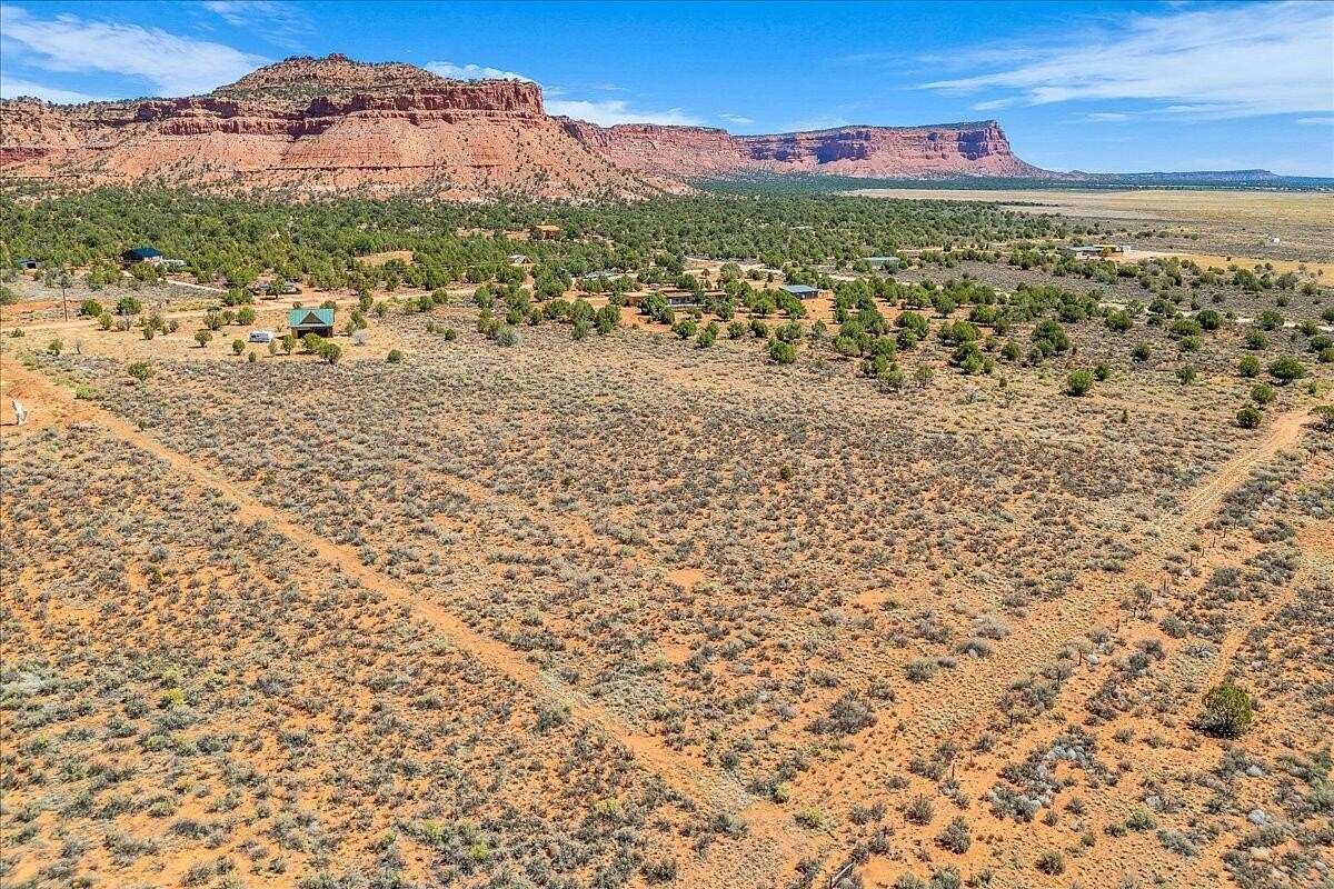10 Acres of Land for Sale in Kanab, Utah