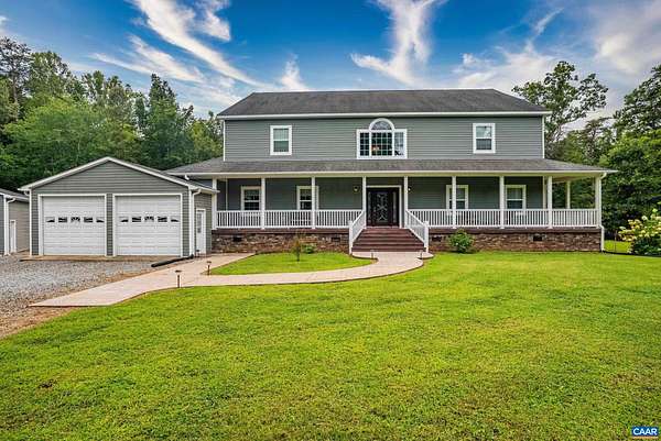 19.9 Acres of Land with Home for Sale in Altavista, Virginia