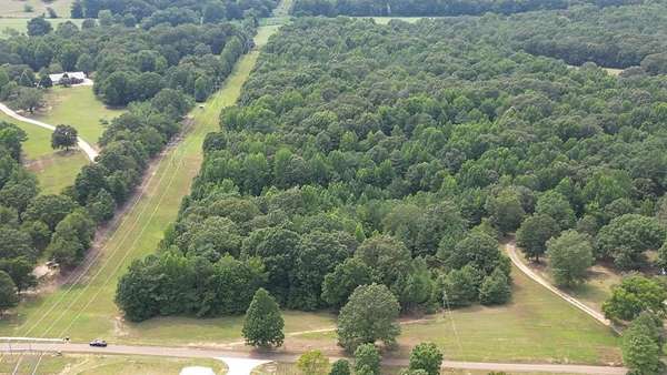 15.5 Acres of Recreational Land for Sale in Oxford, Mississippi