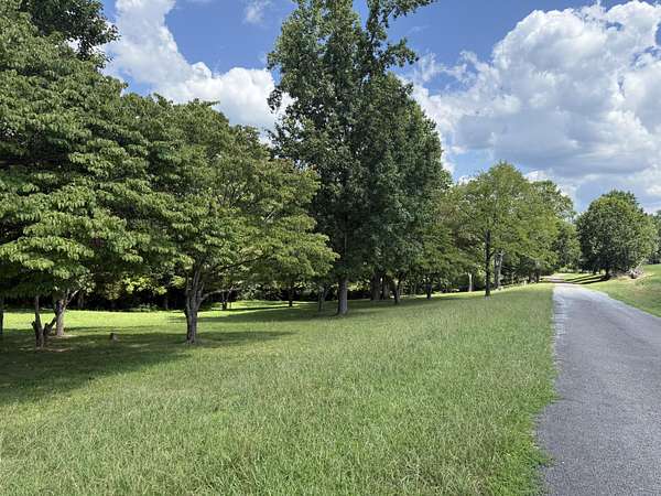1 Acre of Land for Sale in Jamestown, Kentucky