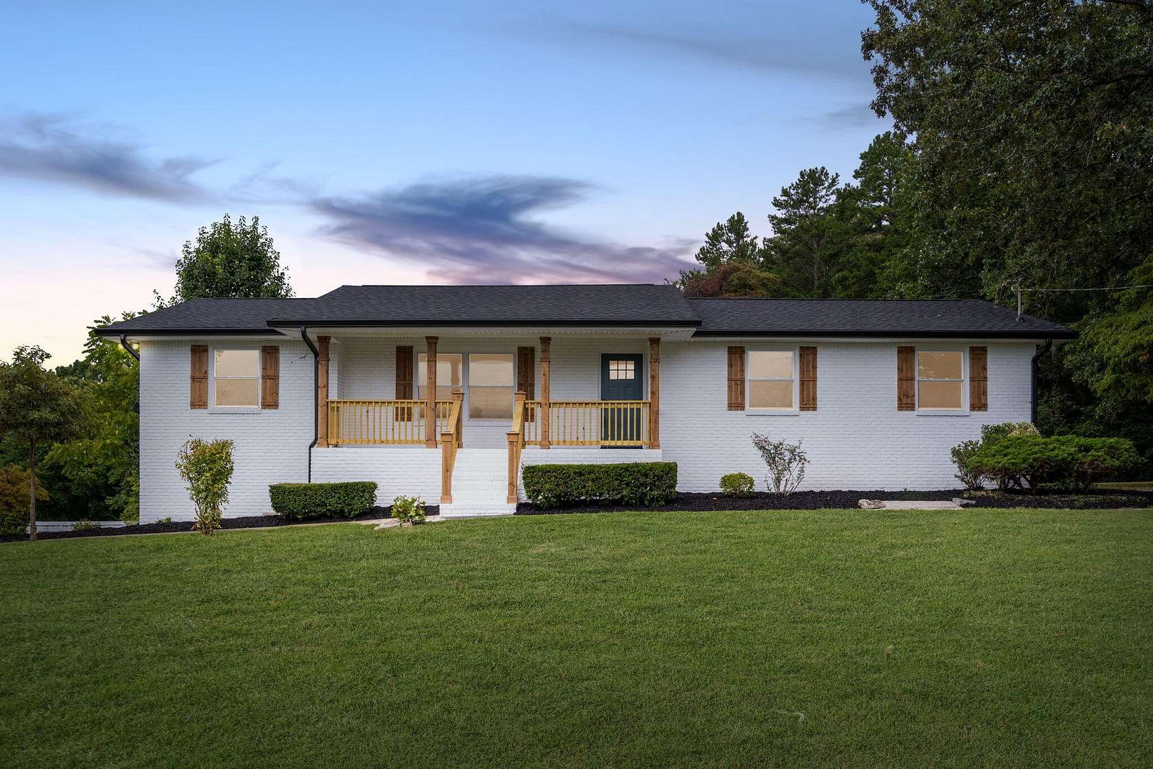 2 Acres of Residential Land with Home for Sale in Harrison, Tennessee