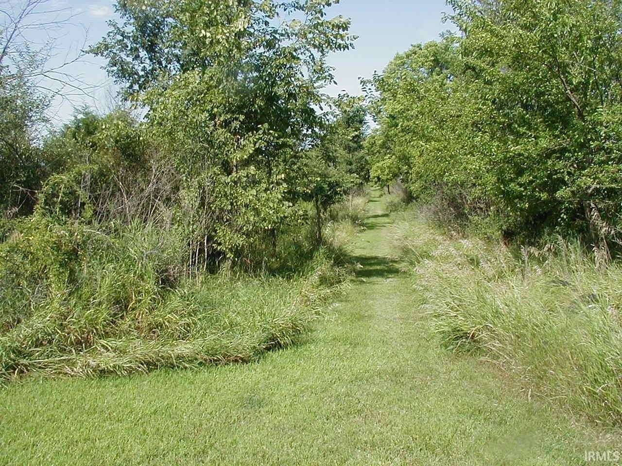 15 Acres of Land for Sale in Columbia City, Indiana