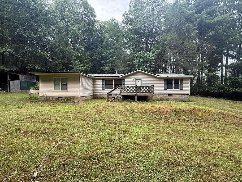3 Acres of Residential Land with Home for Sale in Blue Ridge, Georgia