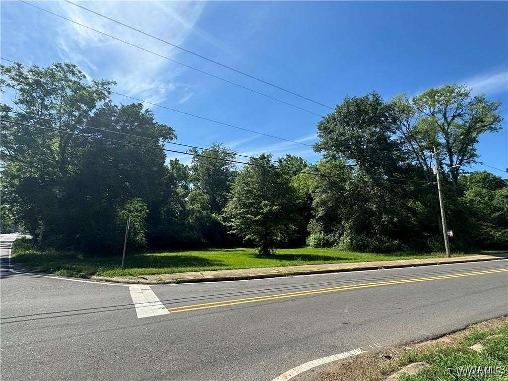 0.76 Acres of Land for Sale in Aliceville, Alabama