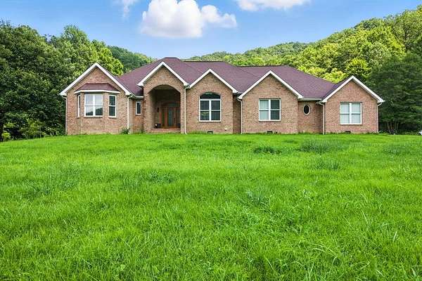 4.15 Acres of Residential Land with Home for Sale in Breaks, Virginia