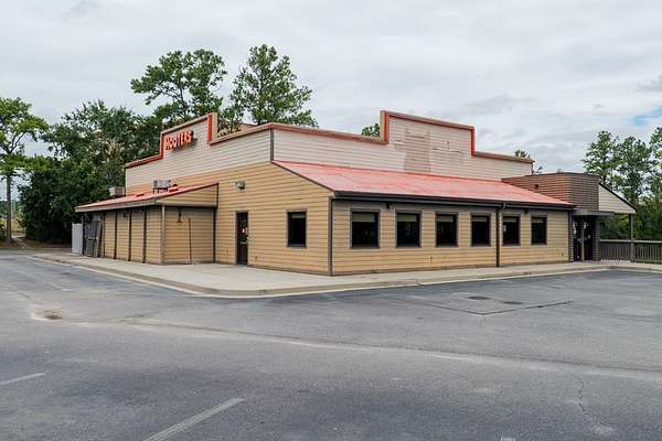 4.38 Acres of Improved Commercial Land for Sale in Valdosta, Georgia