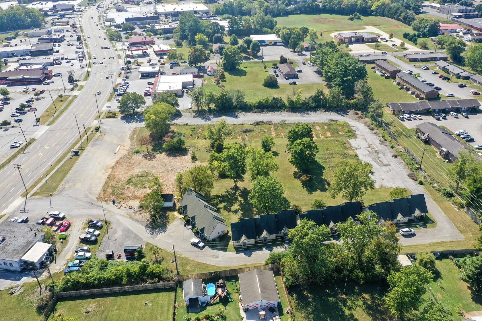 4.4 Acres of Mixed-Use Land for Sale in Morristown, Tennessee