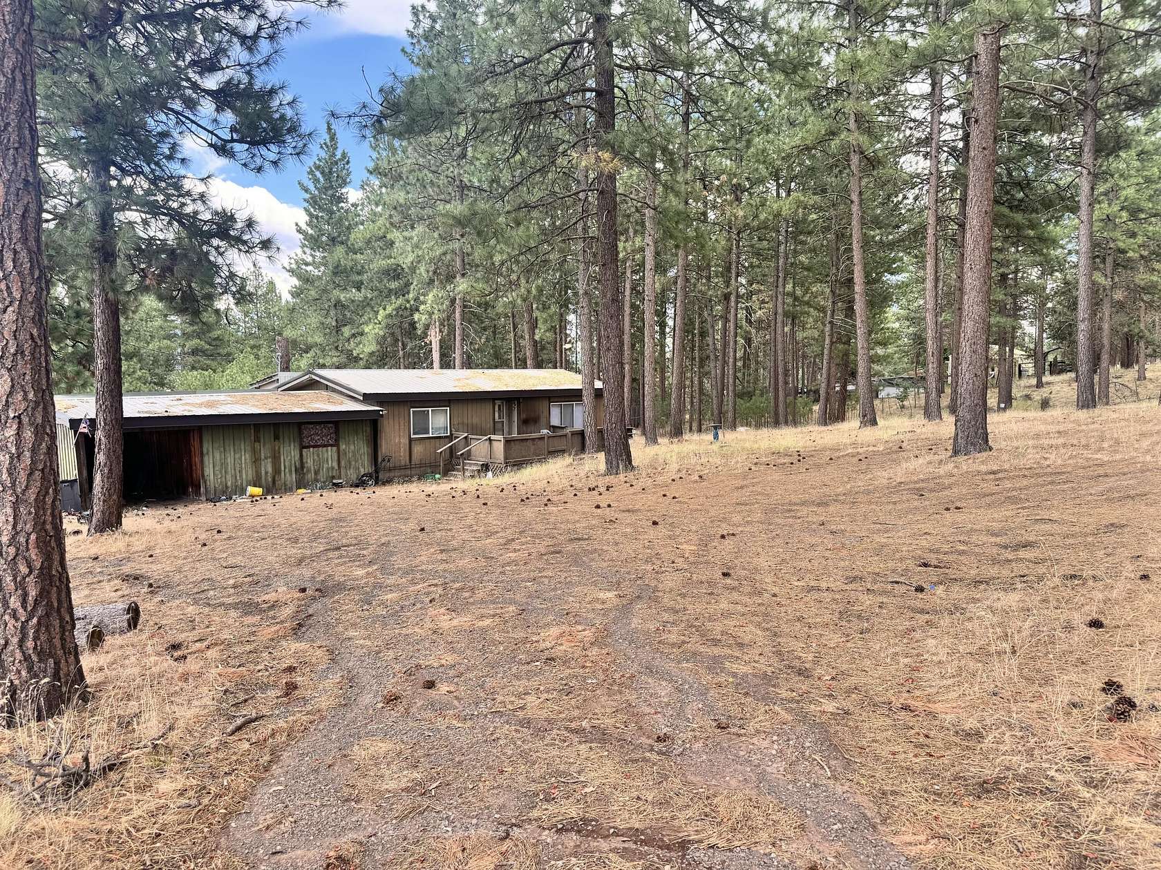 17 Acres of Land with Home for Sale in Bly, Oregon