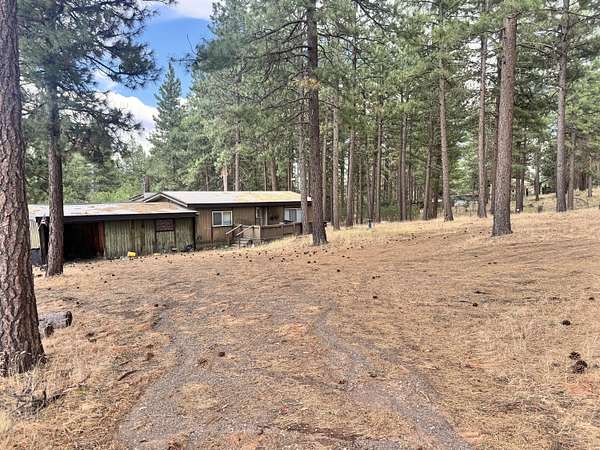 17 Acres of Land with Home for Sale in Bly, Oregon