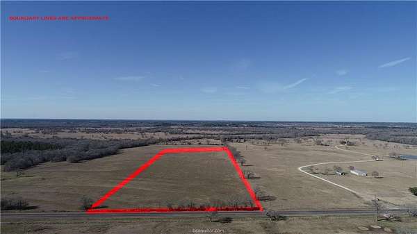 15 Acres of Land for Sale in Bedias, Texas