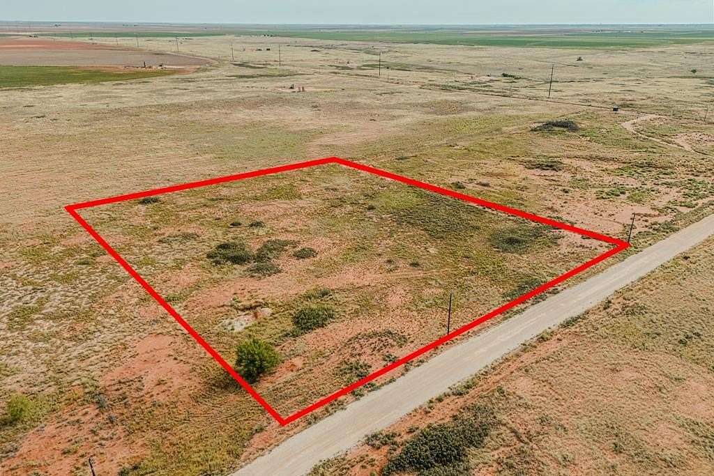 4.9 Acres of Land for Sale in Seagraves, Texas