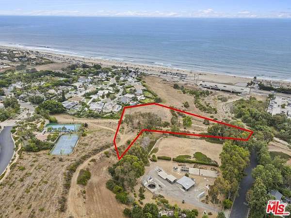 1.65 Acres of Land for Sale in Malibu, California